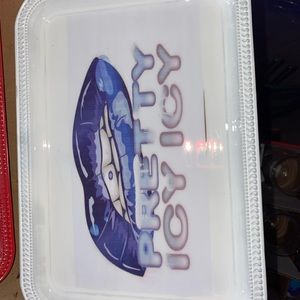 Rolling trays price is different depend how many piece u want with the set